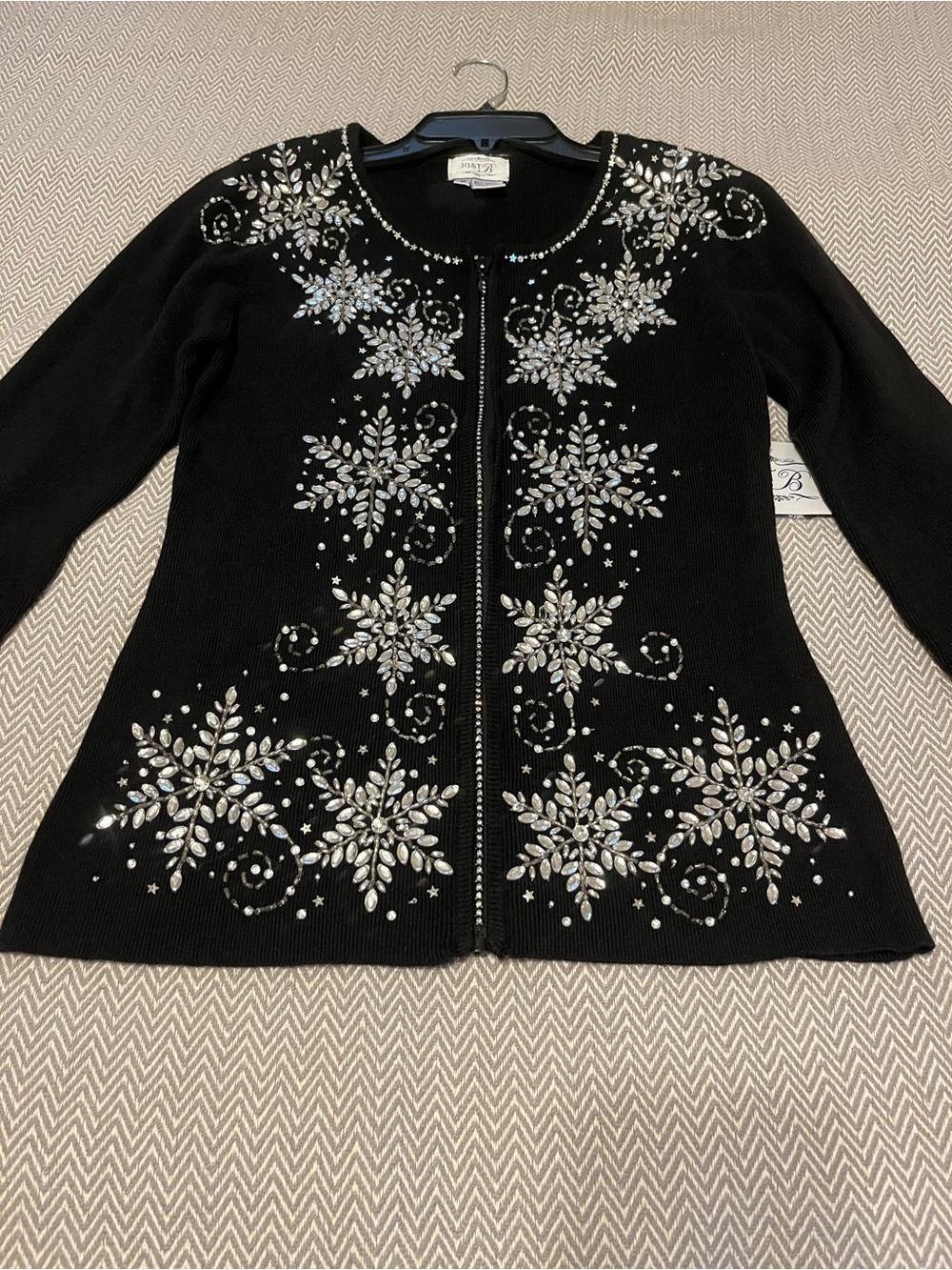 NWT! Just B Vintage Jeweled Zip Cardigan with Crystal & Beaded Snowflakes. Med.